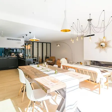 Vila Maison D'hotes, Terrasse & Jacuzzi En Plein Centre *