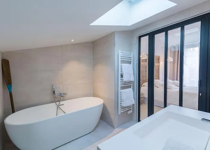 Maison D'hotes, Terrasse & Jacuzzi En Plein Centre